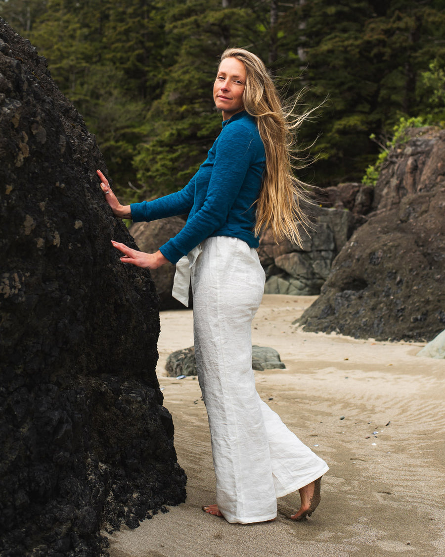 The Intertidal Zone Sweater in Organic Cotton - Blue sold out